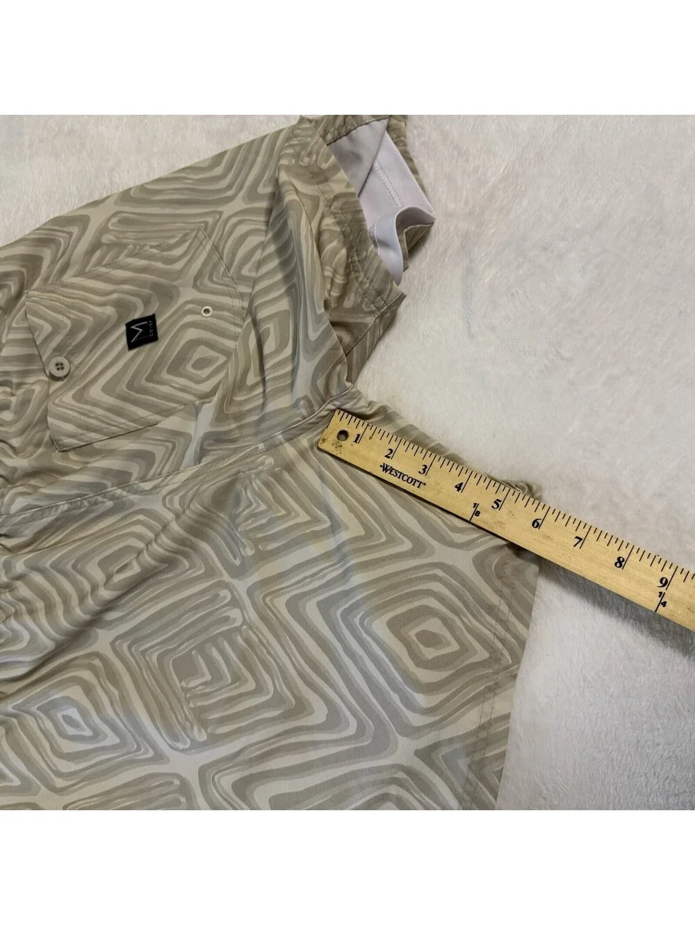 Maven Co-Op Buckle Men’s Swim Trunks M 6” Inseam Geometric Tan Board Shorts